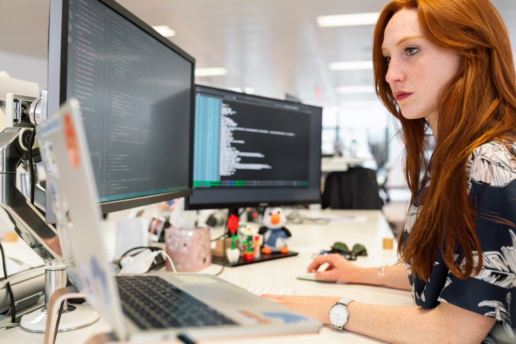 Courses 3 pexels thisisengineering 3861958 - Courses